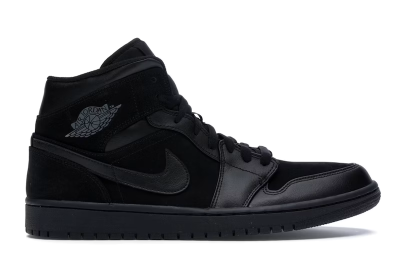 Mid Triple Black 2018