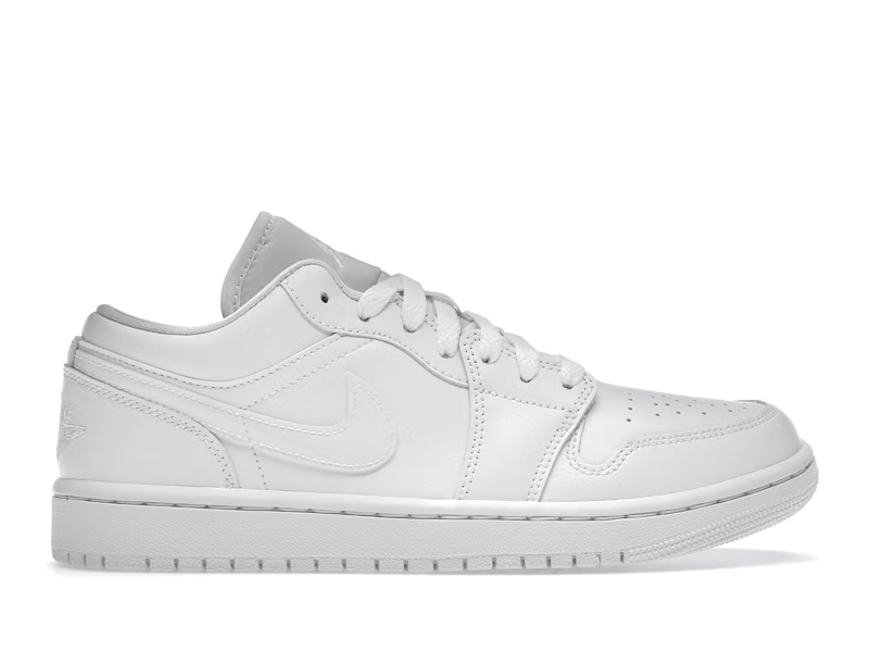Low Triple White 2022 W